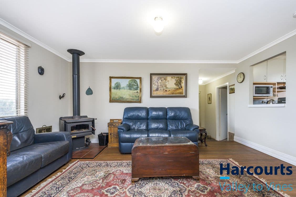 809 Bindoon-Moora Road, BINDOON, WA 6502, Bindoon - Thumbnail 5