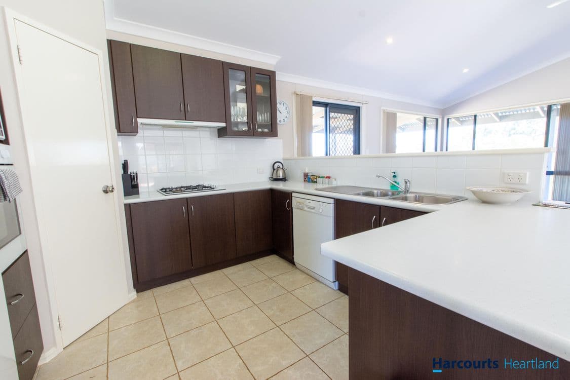 4 Rowan Close, BRIDGETOWN, WA 6255, Bridgetown - Thumbnail 2