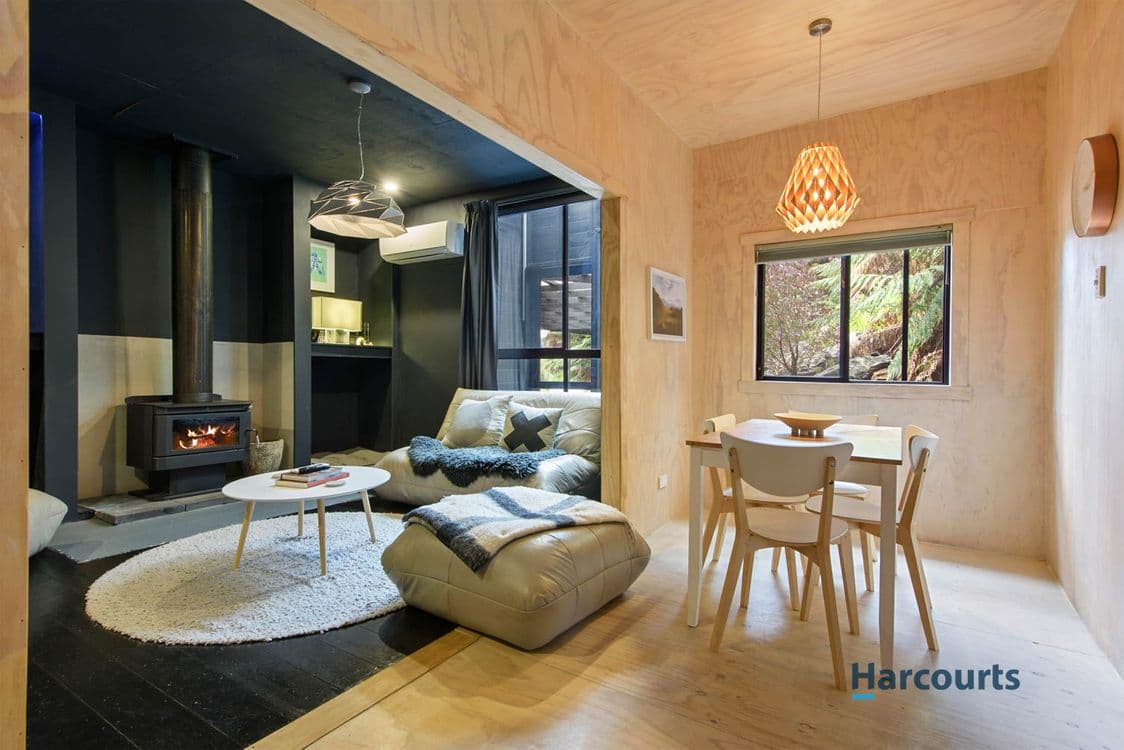31 Denison Street, QUEENSTOWN, TAS 7467, Queenstown - Thumbnail 4