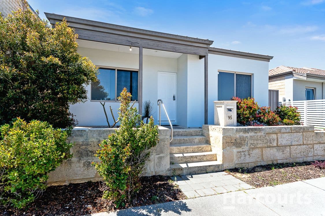 95 Shepperton Drive, BUTLER, WA 6036, Butler - Thumbnail 2