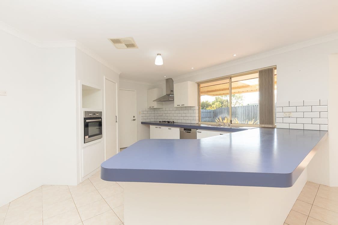 10 Properjohn Drive, ROCKINGHAM, WA 6168, Rockingham - Thumbnail 6