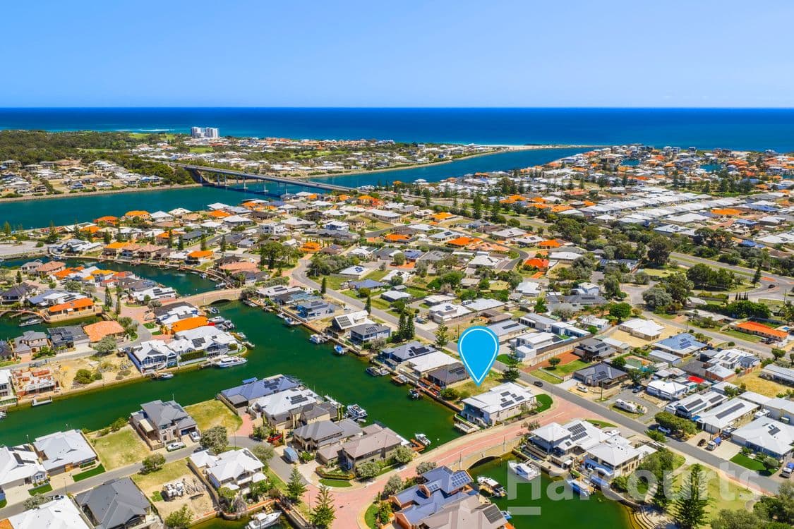 33 Queen Parade, WANNANUP, WA 6210, Wannanup - Thumbnail 2