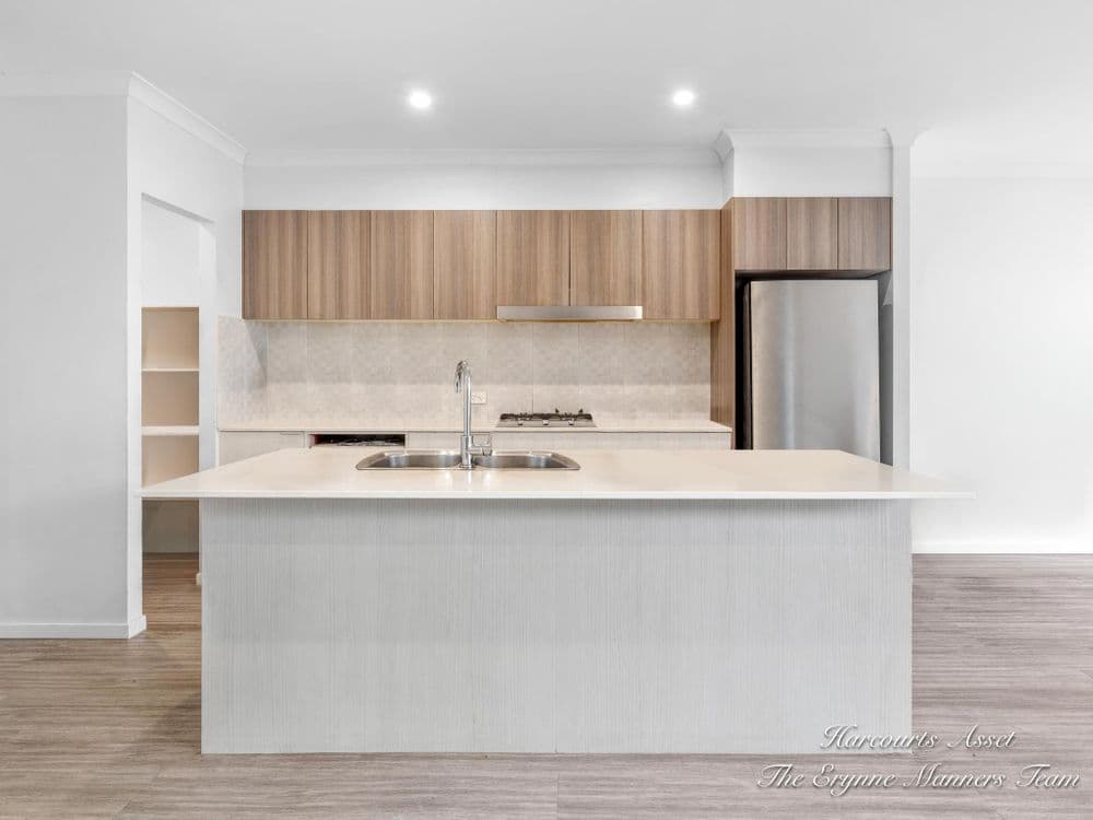 22 Golden Gate Avenue, PARK RIDGE, QLD 4125, Park Ridge - Thumbnail 2