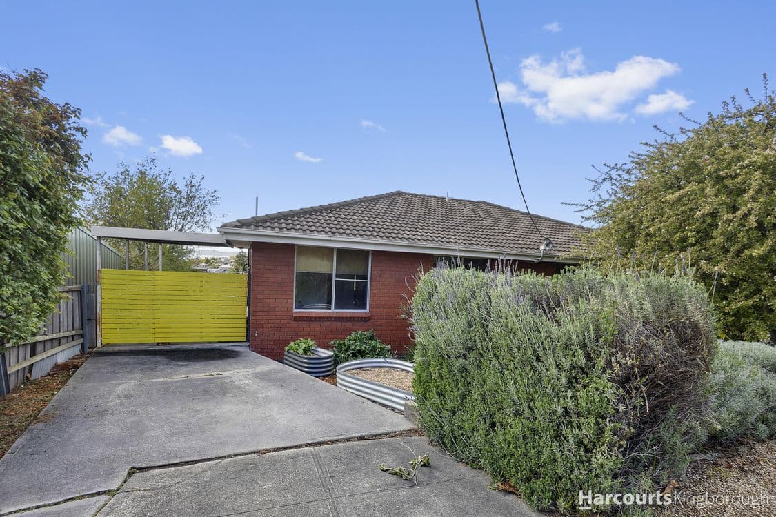 1/236 Roslyn Avenue, BLACKMANS BAY, TAS 7052, Blackmans Bay - Thumbnail 2