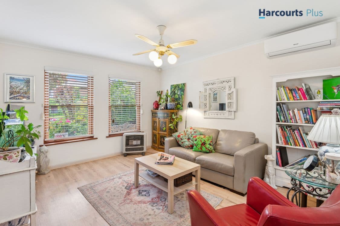 21 Barndoo Street, HALLETT COVE, SA 5158, Hallett Cove - Thumbnail 2