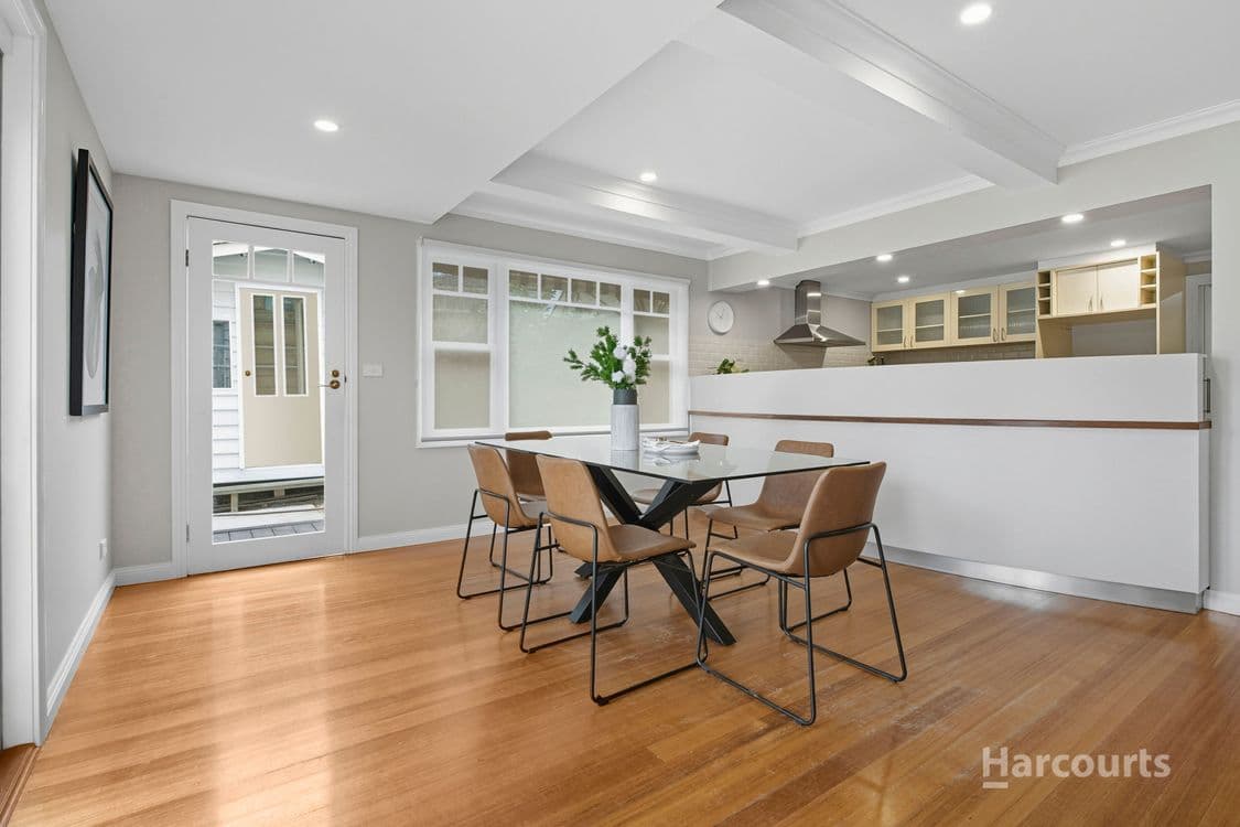 29 Fricker Avenue, GREENSBOROUGH, VIC 3088, Greensborough - Thumbnail 2