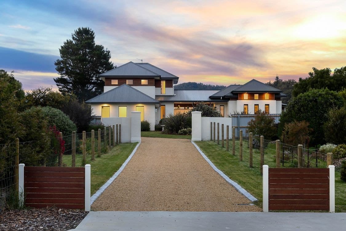 8 Frederick Street, CYGNET, TAS 7112, Cygnet - Thumbnail 4