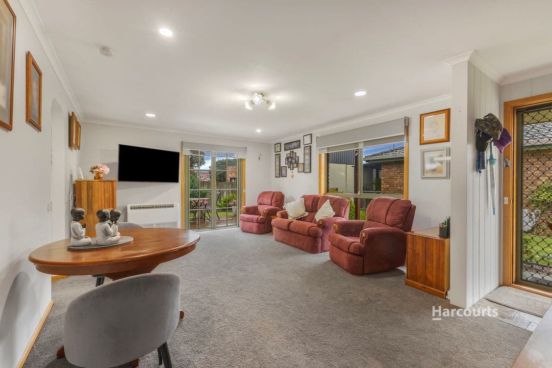 4/8 Arnold Street, PENGUIN, TAS 7316, Penguin - Thumbnail 2