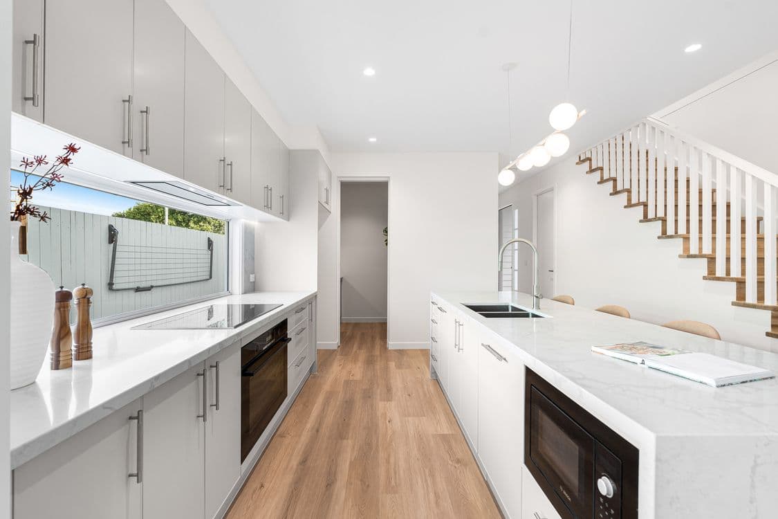 47 Waratah Avenue, CARINA, QLD 4152, Carina - Thumbnail 2