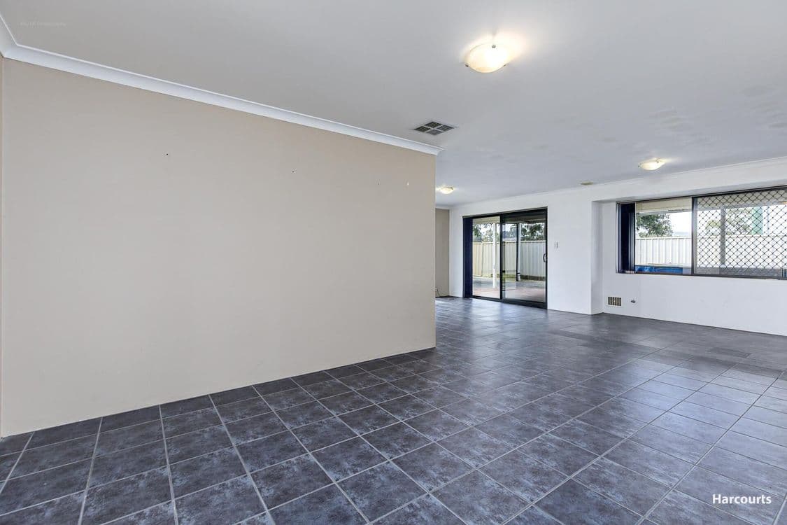 41 Seville Drive, SEVILLE GROVE, WA 6112, Seville Grove - Thumbnail 3