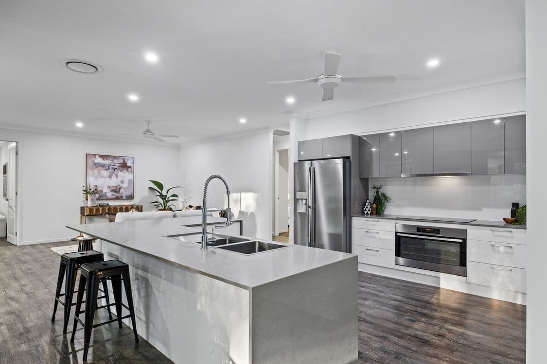 54 Cranleigh Street, WYNNUM WEST, QLD 4178, Wynnum West - Thumbnail 6