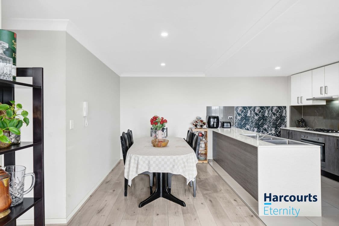 202/8 Cornelia rd, TOONGABBIE, NSW 2146, Toongabbie - Thumbnail 5