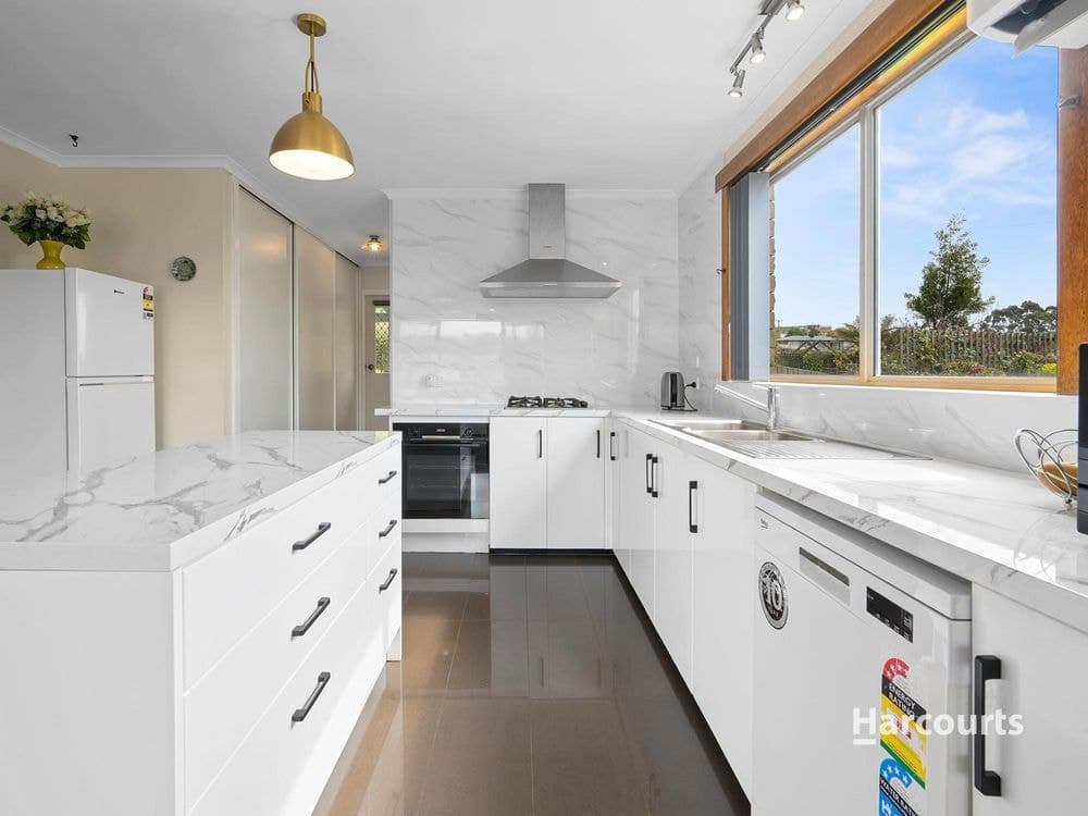 4 Greenacre Street, UPPER BURNIE, TAS 7320, Upper Burnie - Thumbnail 6