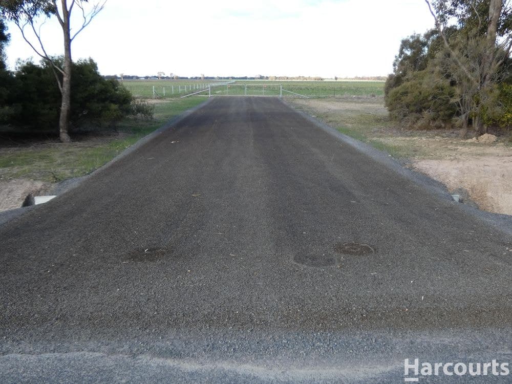 411 Old Hamilton Road, HAVEN, VIC 3401, Haven - Thumbnail 6