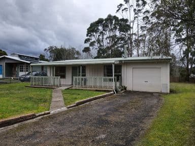 16 Fincham Street, ZEEHAN, TAS 7469, Zeehan - Image 1