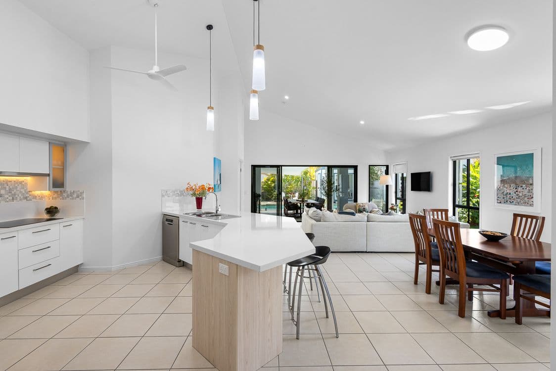 8 Sanibel Court, PARREARRA, QLD 4575, Parrearra - Thumbnail 3