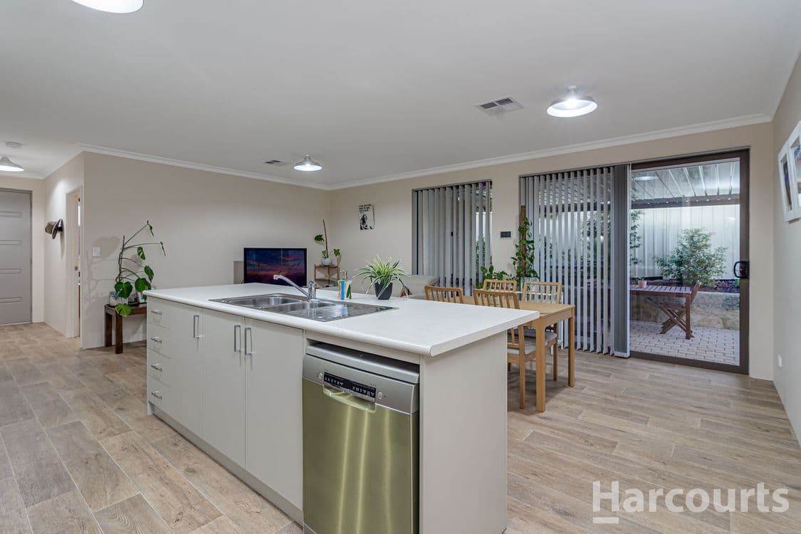 18A Ewell Court, MARANGAROO, WA 6064, Marangaroo - Thumbnail 5