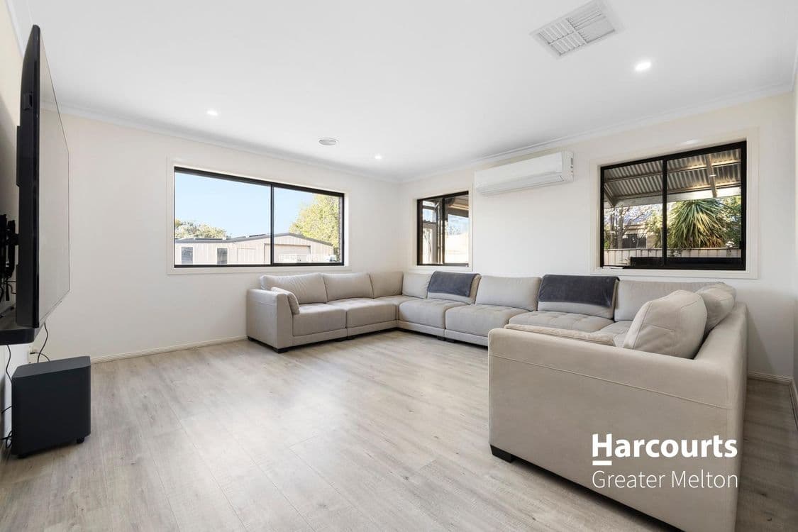 11 MacDougal Street, KURUNJANG, VIC 3337, Kurunjang - Thumbnail 3