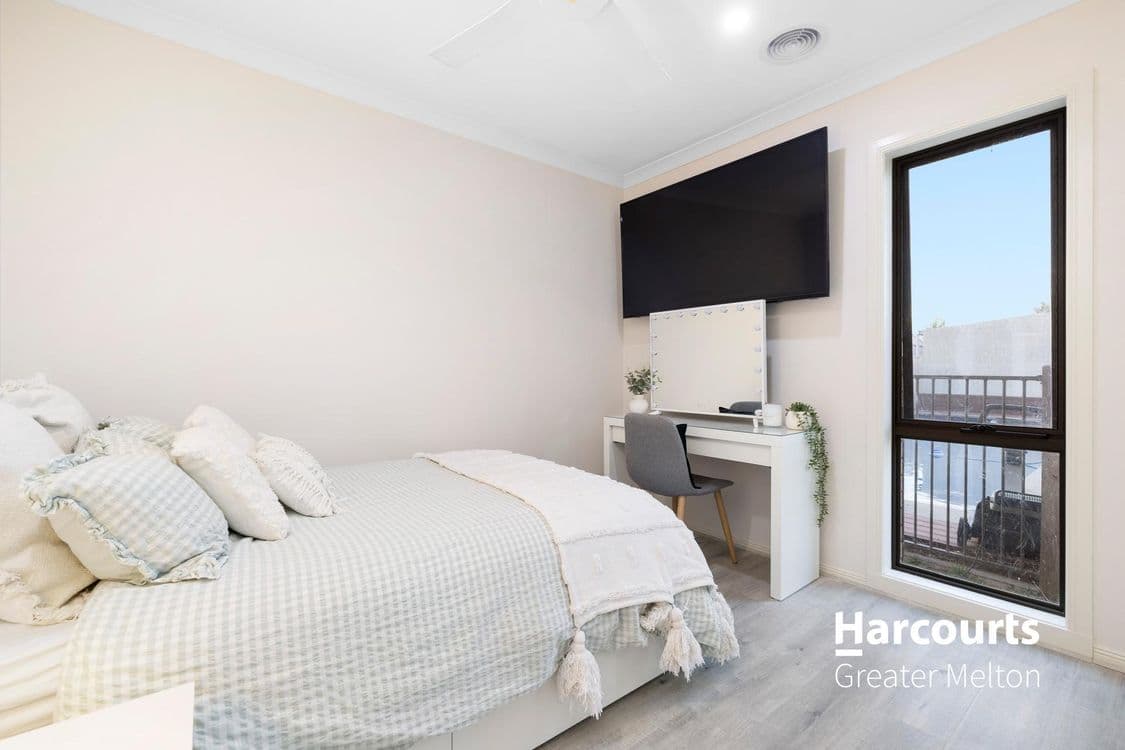 11 MacDougal Street, KURUNJANG, VIC 3337, Kurunjang - Thumbnail 5