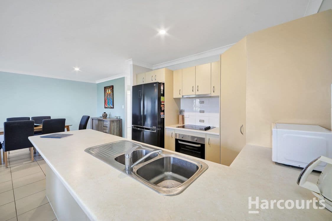 18 Wallum Street, WOODGATE, QLD 4660, Woodgate - Thumbnail 6