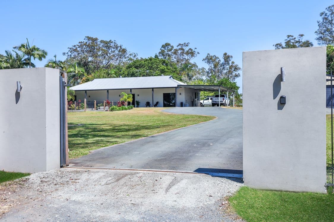 8 Elkana Road, ALBERTON, QLD 4207, Alberton - Thumbnail 2