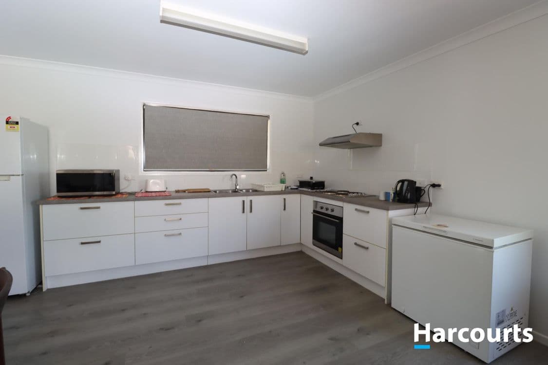 11 Burrumba Drive, BUXTON, QLD 4660, Buxton - Thumbnail 4