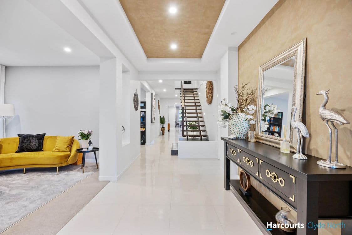 11 Fitzwilliam Circuit, CLYDE NORTH, VIC 3978, Clyde North - Thumbnail 2
