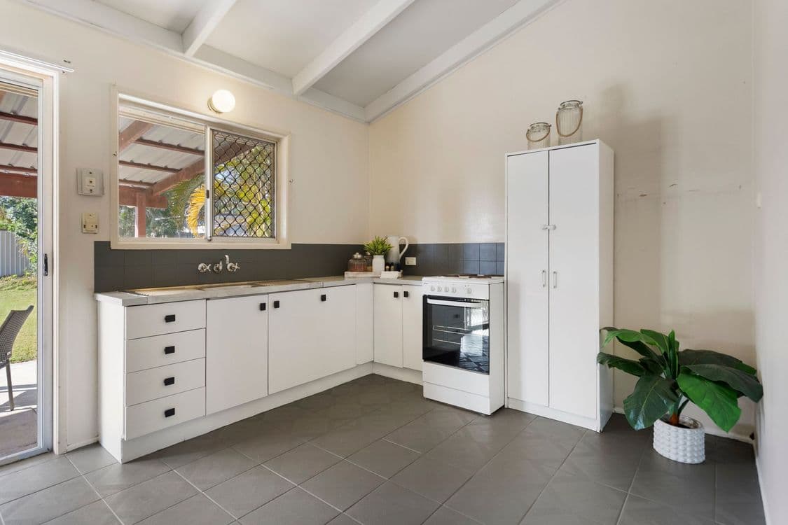 82 Velorum Drive, KINGSTON, QLD 4114, Kingston - Thumbnail 6