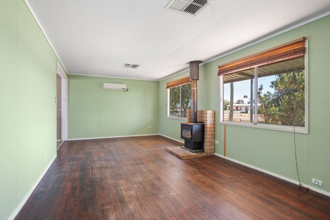 129 Sylvester street, COOLGARDIE, WA 6429, Coolgardie - Thumbnail 2