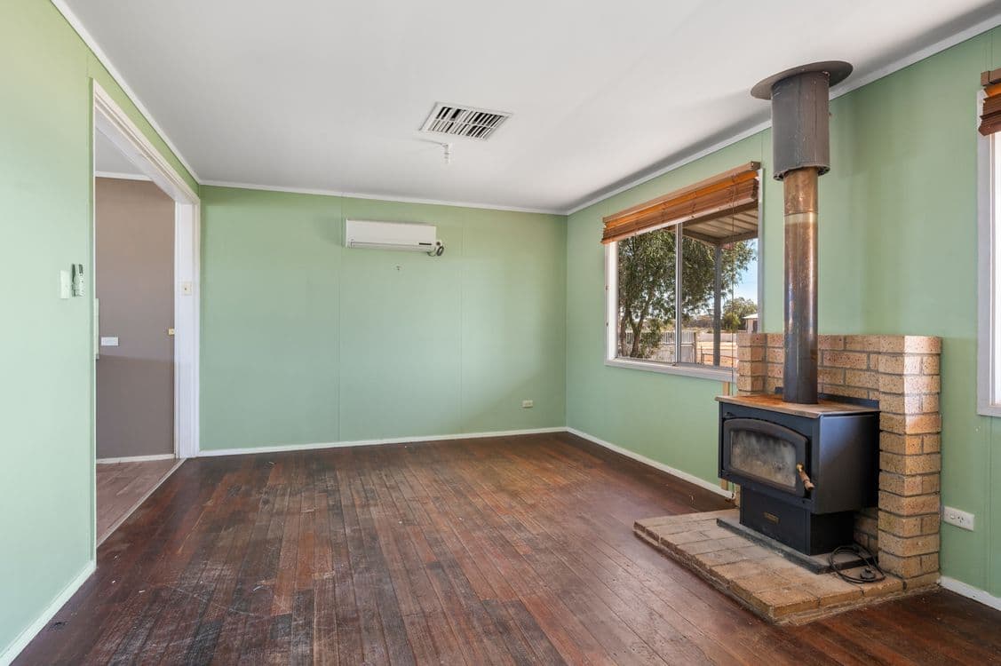 129 Sylvester street, COOLGARDIE, WA 6429, Coolgardie - Thumbnail 3