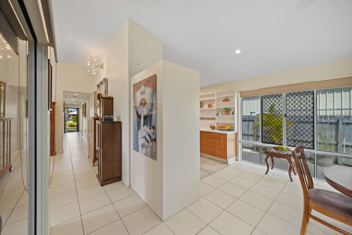 31 Canberra Avenue, COOLOOLA COVE, QLD 4580, Cooloola Cove - Thumbnail 6