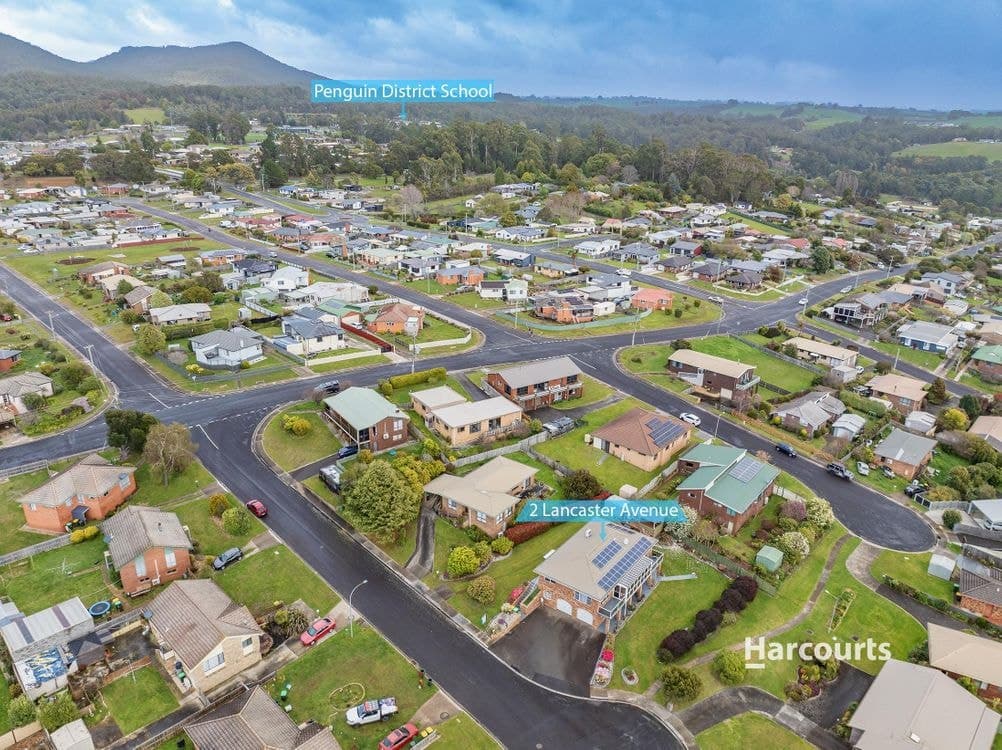2 Lancaster Avenue, PENGUIN, TAS 7316, Penguin - Thumbnail 2