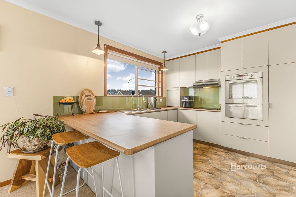 2 Lancaster Avenue, PENGUIN, TAS 7316, Penguin - Thumbnail 4