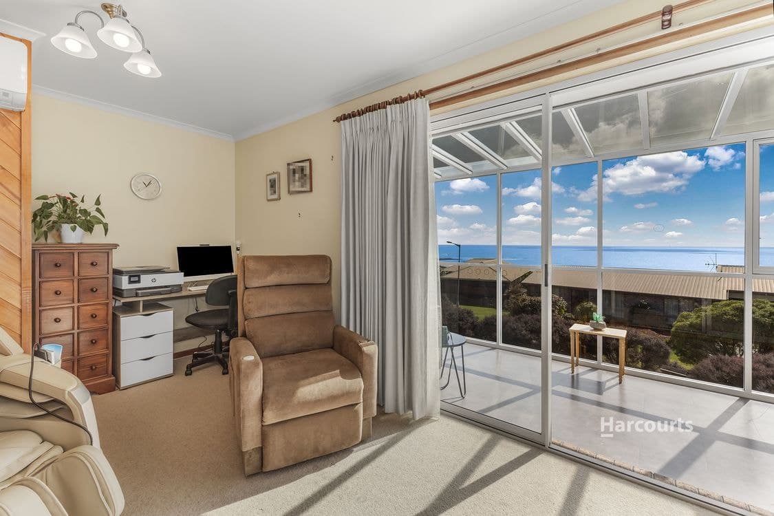 2 Lancaster Avenue, PENGUIN, TAS 7316, Penguin - Thumbnail 8