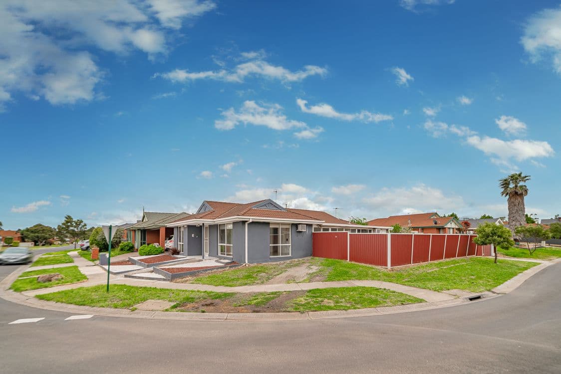 95 Rossiter Avenue, ROXBURGH PARK, VIC 3064, Roxburgh Park - Thumbnail 3