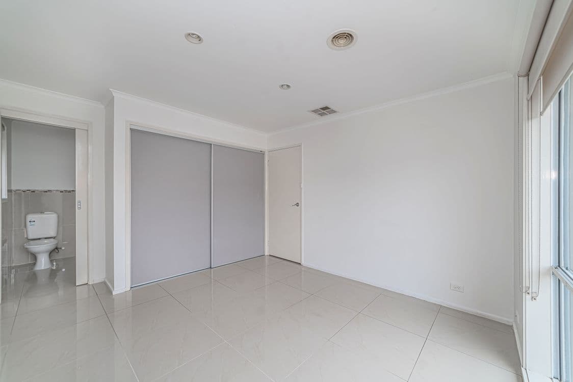 95 Rossiter Avenue, ROXBURGH PARK, VIC 3064, Roxburgh Park - Thumbnail 8
