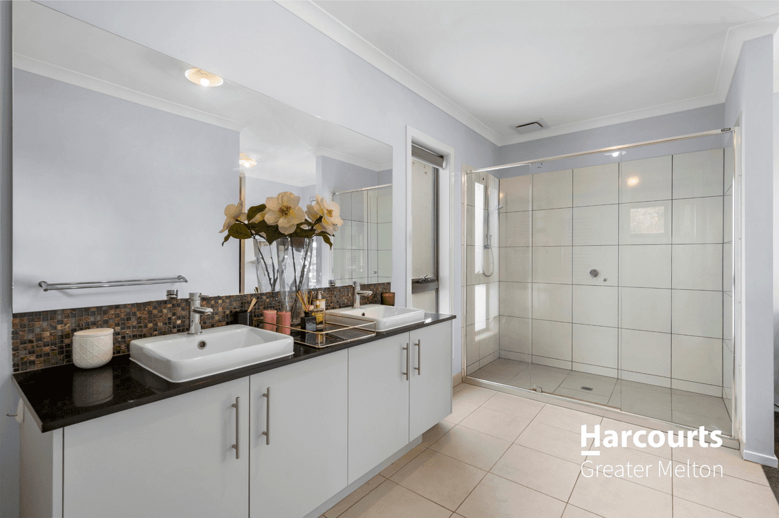 29 Metcalfe Street, EYNESBURY, VIC 3338, Eynesbury - Thumbnail 4