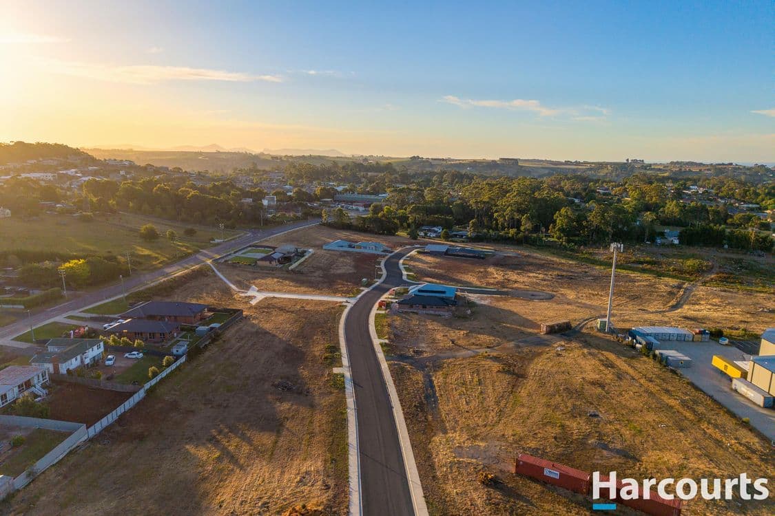 35 Gadsby Street, STONY RISE, TAS 7310, Stony Rise - Thumbnail 2