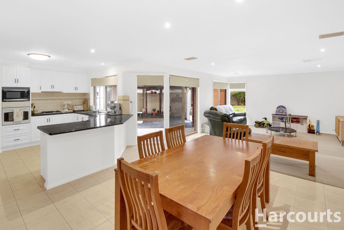 5 McTavish Boulevard, HORSHAM, VIC 3400, Horsham - Thumbnail 4