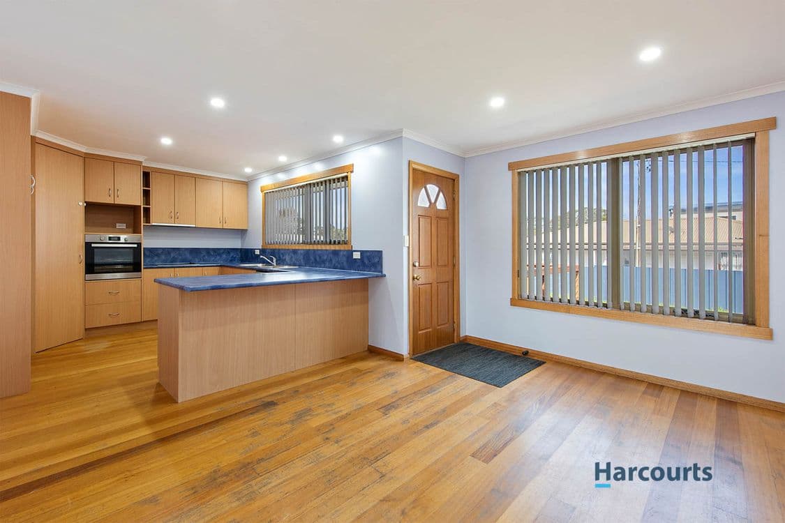 21 Innes Street East, STRAHAN, TAS 7468, Strahan - Thumbnail 2