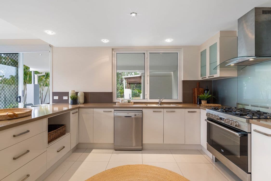 2/7025 Vista Drive, BENOWA, QLD 4217, Benowa - Thumbnail 3