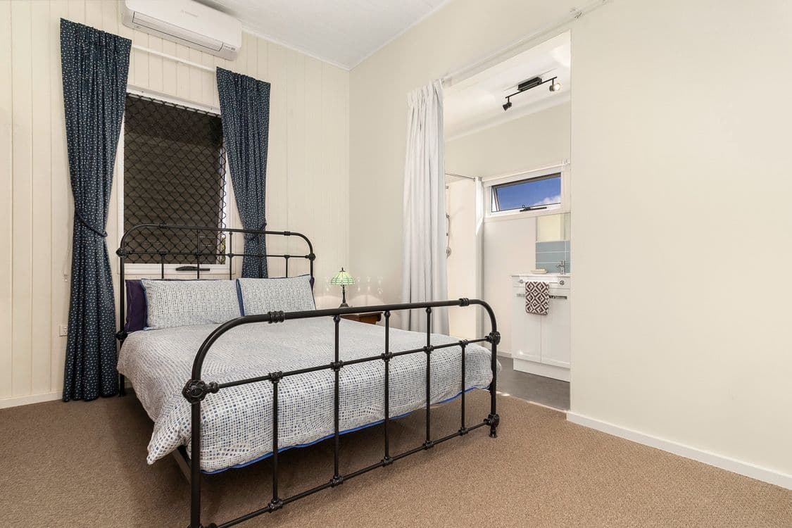 1 Oakes Street, CHILDERS, QLD 4660, Childers - Thumbnail 8