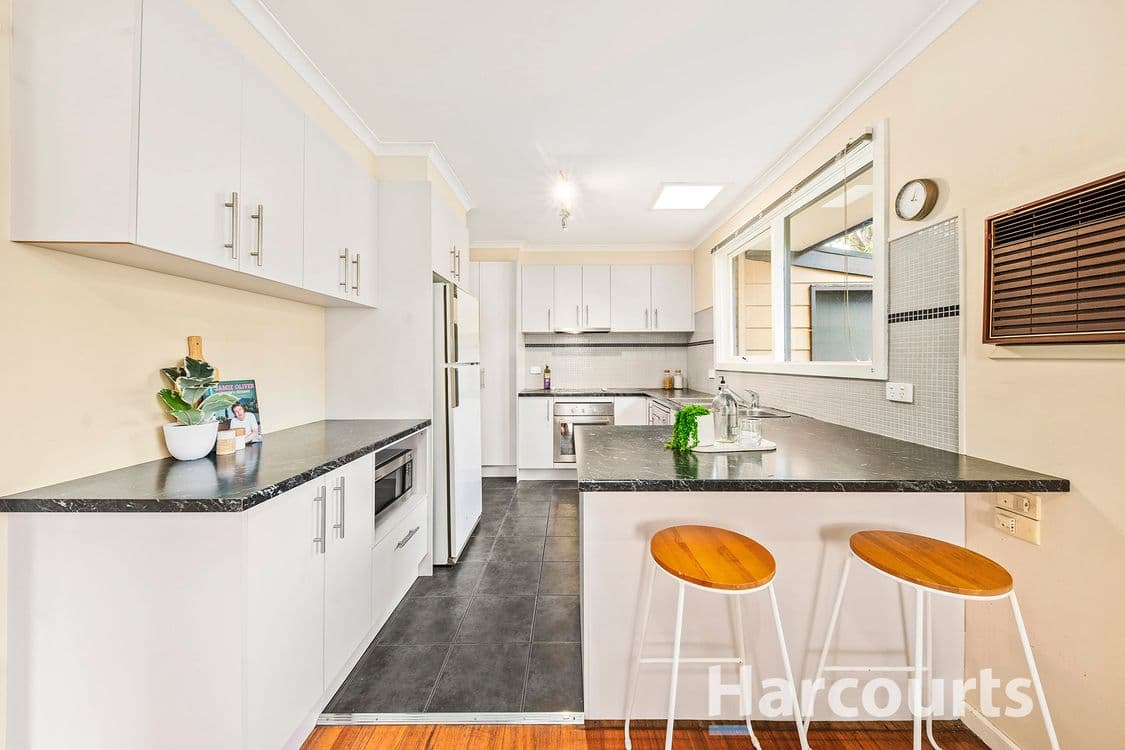63 Landstrom Quadrant, KILSYTH, VIC 3137, Kilsyth - Thumbnail 5