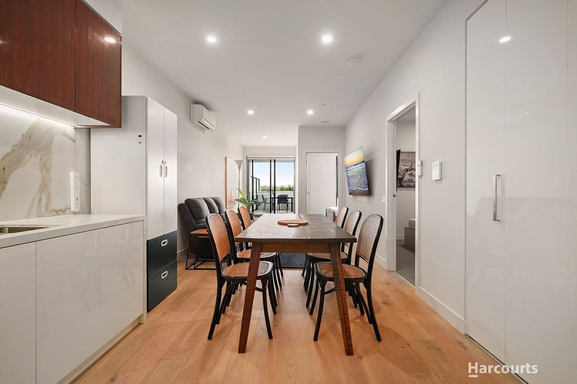 304/180 Reynolds Road, DONCASTER EAST, VIC 3109, Doncaster East - Thumbnail 4