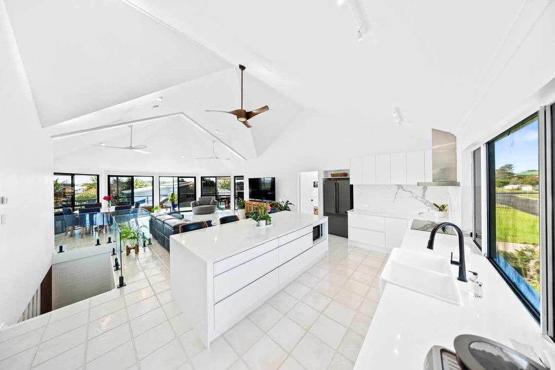 2 Skyring Place, TIN CAN BAY, QLD 4580, Tin Can Bay - Thumbnail 5