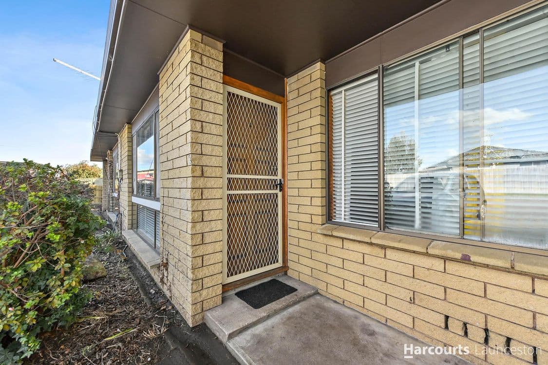 Units 1 & 2/37 Bishops Drive, NEWNHAM, TAS 7248, Newnham - Thumbnail 2
