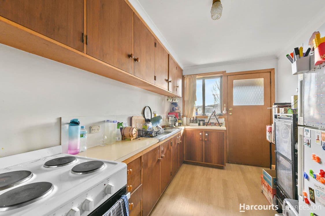 Units 1 & 2/37 Bishops Drive, NEWNHAM, TAS 7248, Newnham - Thumbnail 8