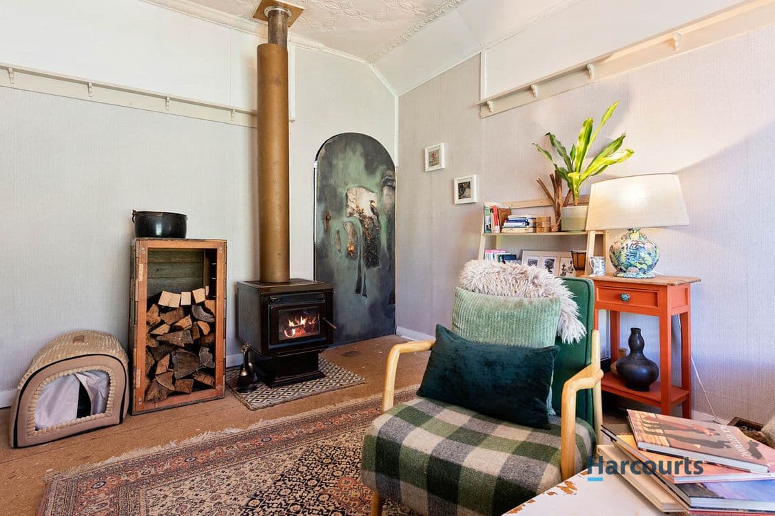 35 Hunter Street, QUEENSTOWN, TAS 7467, Queenstown - Thumbnail 3
