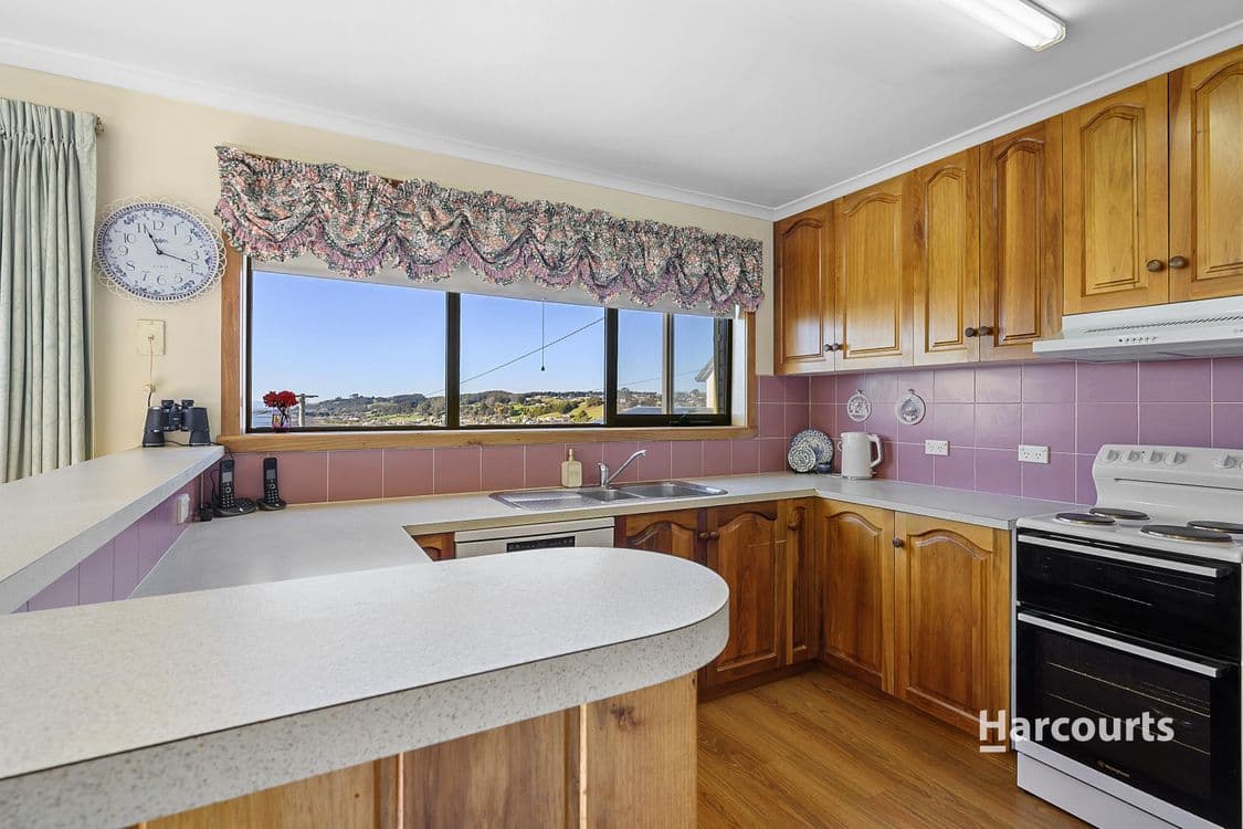 18 Kelvin Street, PENGUIN, TAS 7316, Penguin - Thumbnail 3