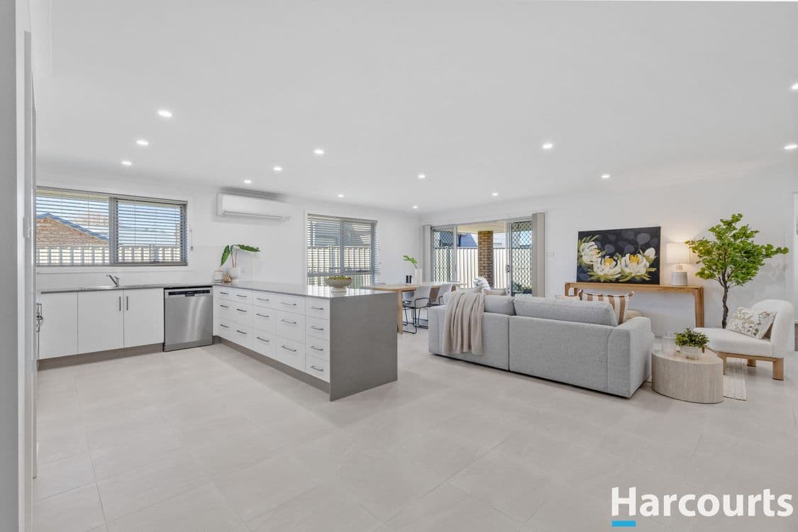 9 Charlotte Gardens, DEVONPORT, TAS 7310, Devonport - Thumbnail 4